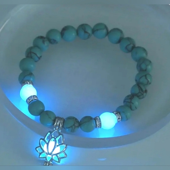 None Jewelry - Turquoise Beaded Bracelet with Silver Lotus Charm Emotional Stability